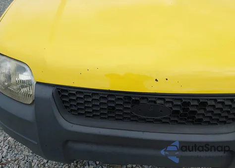 2002 Ford Escape Xlt z USA, uszkodzony, nr VIN 1FMYU04152KC84660